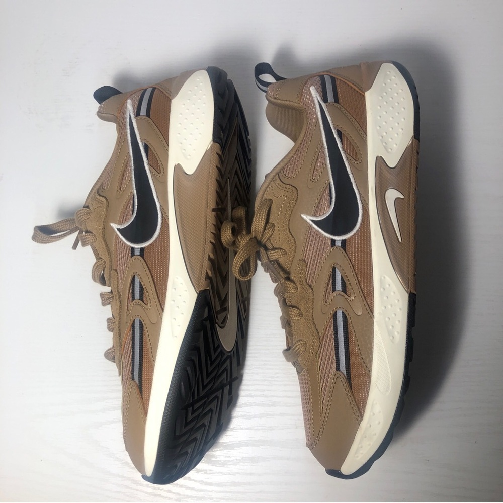 Nike JAM Women's Sneakers FN0314-200, Dark Driftwood/Hemp/Sail/Black) Size 10 - Picture 6 of 9